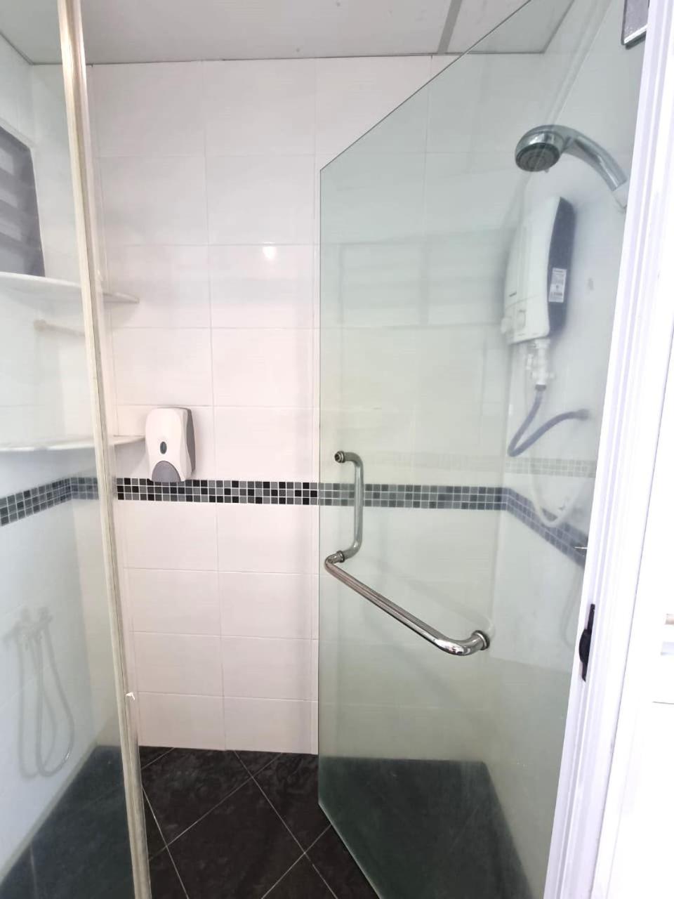 Green Ocean Seaview Apartment Batu Feringgi Εξωτερικό φωτογραφία