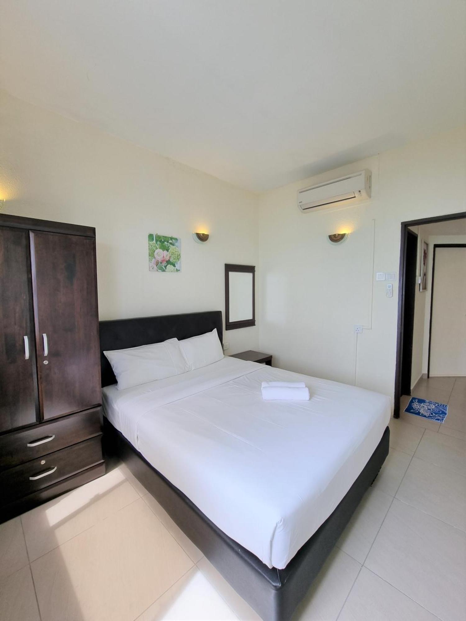 Green Ocean Seaview Apartment Batu Feringgi Εξωτερικό φωτογραφία
