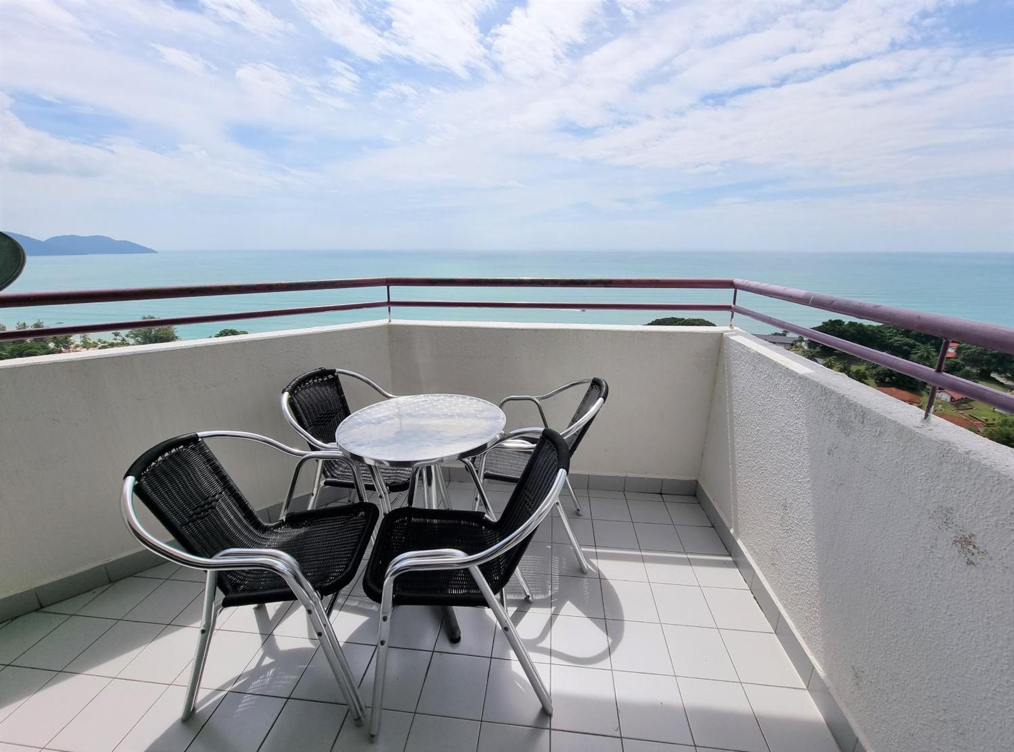 Green Ocean Seaview Apartment Batu Feringgi Εξωτερικό φωτογραφία