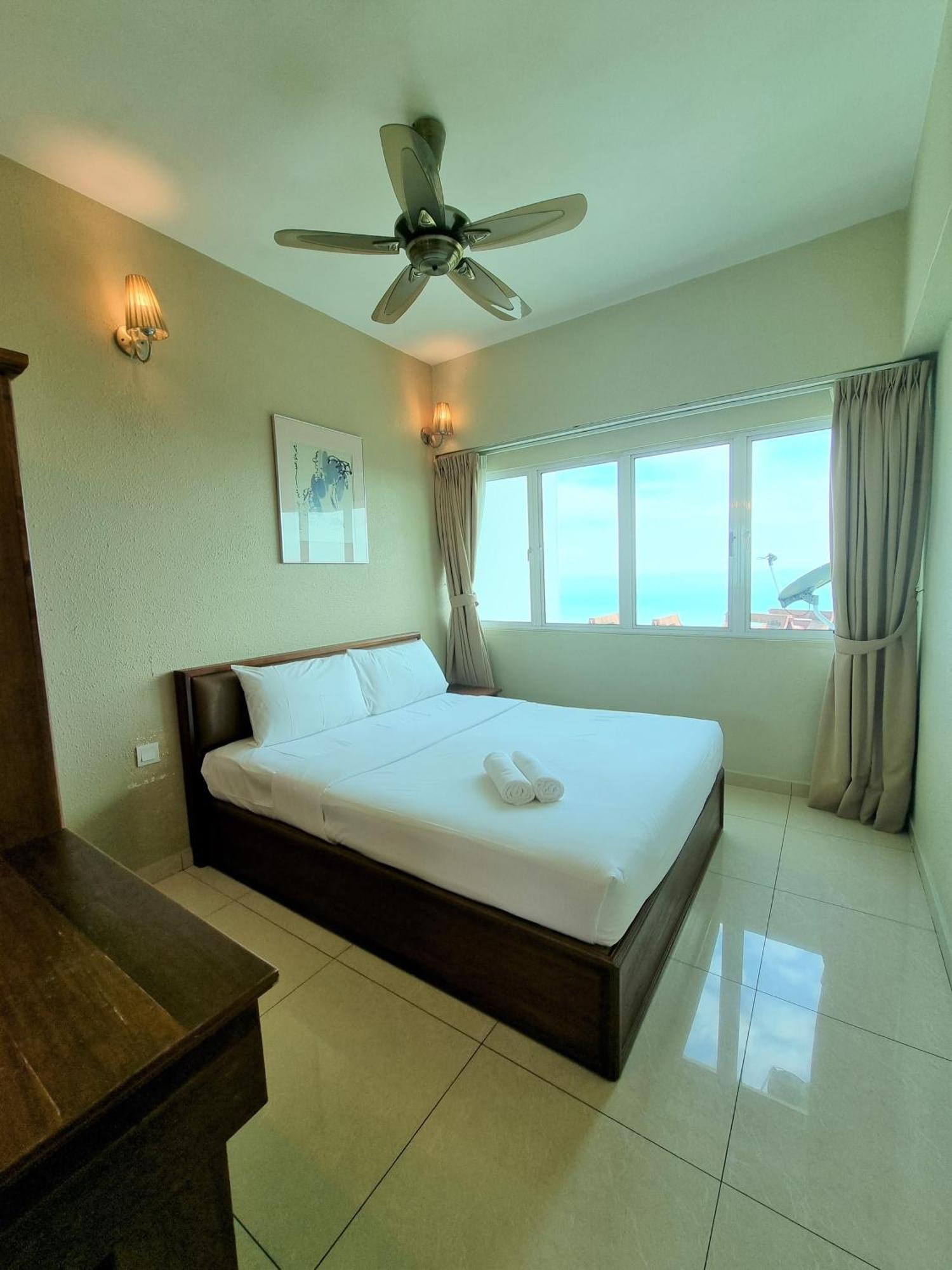 Green Ocean Seaview Apartment Batu Feringgi Εξωτερικό φωτογραφία