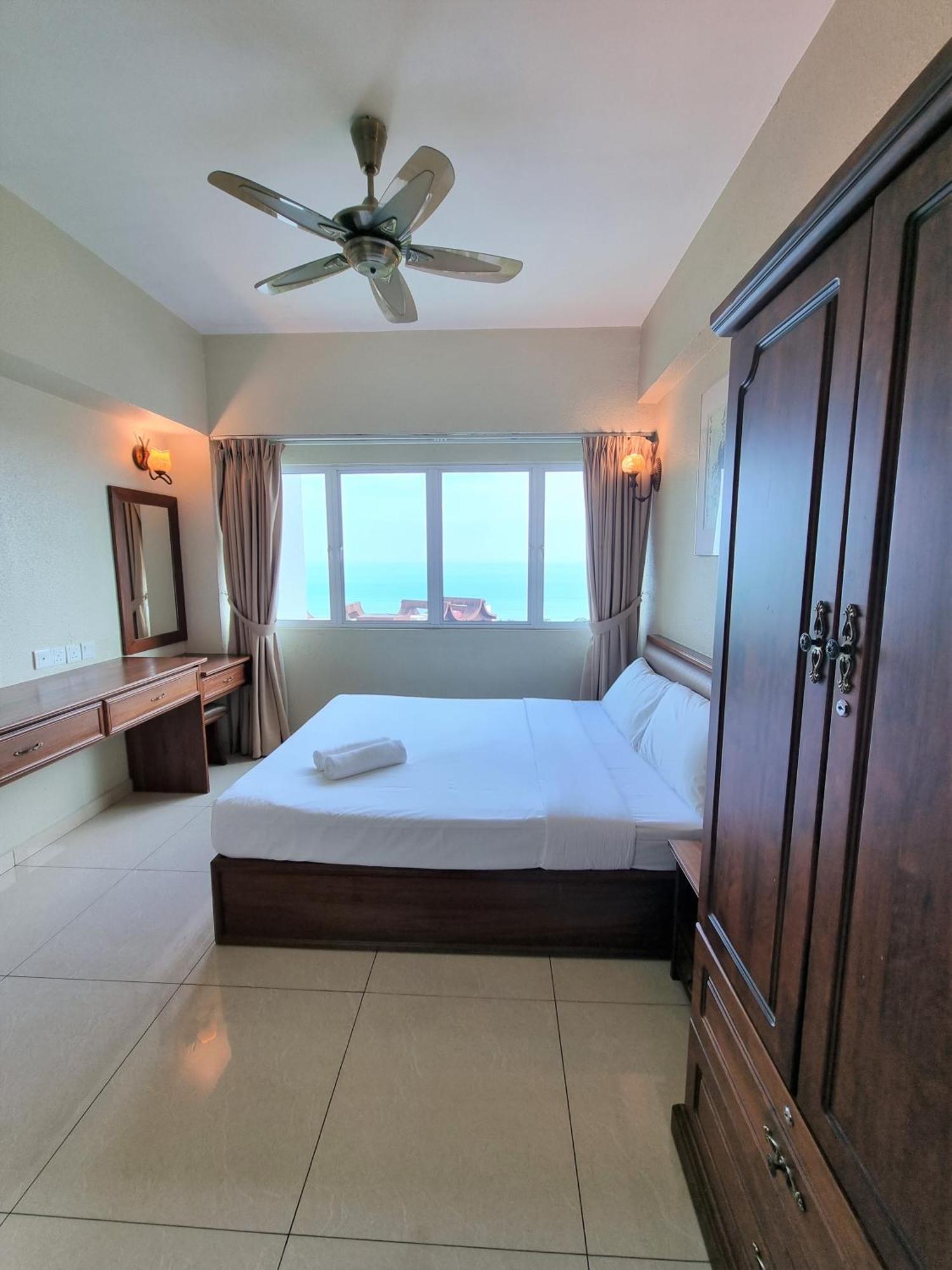 Green Ocean Seaview Apartment Batu Feringgi Εξωτερικό φωτογραφία